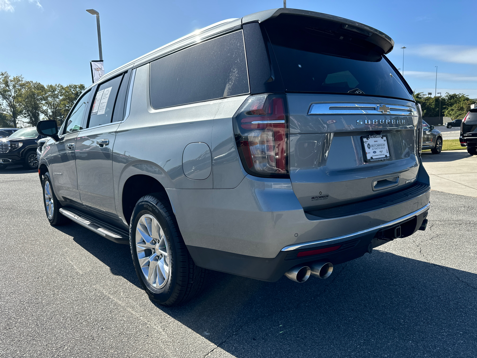 2023 Chevrolet Suburban Premier 7