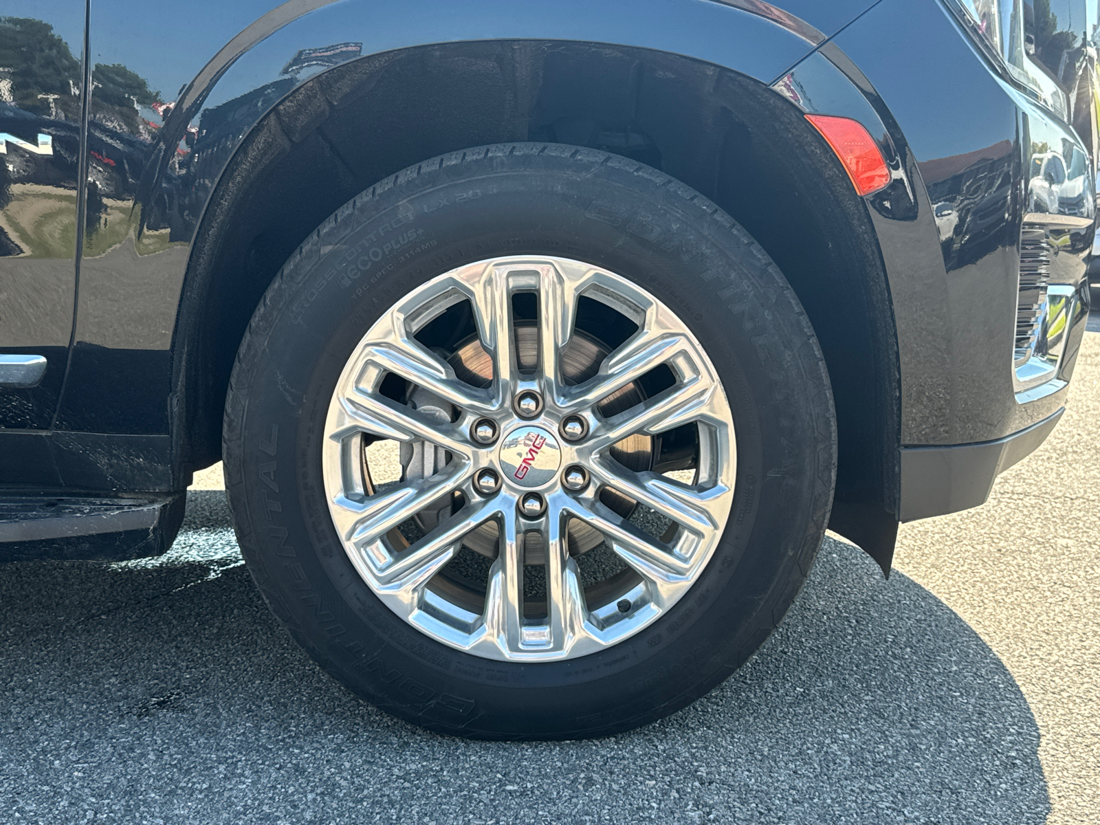 2023 GMC Yukon XL SLT 12