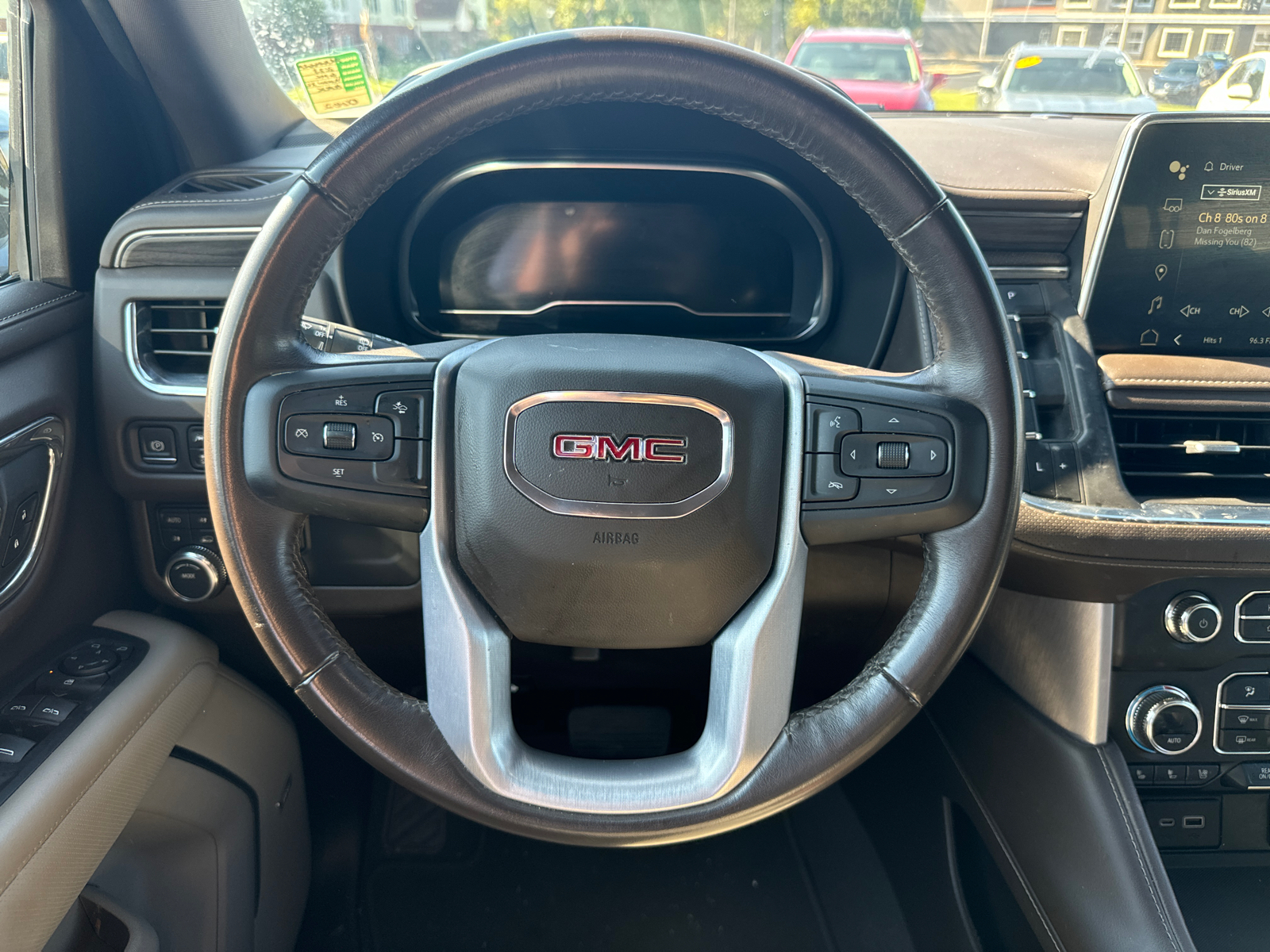 2023 GMC Yukon XL SLT 25