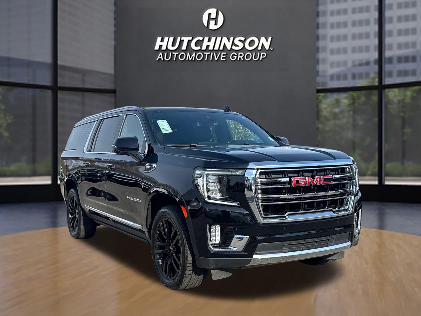 2023 GMC Yukon XL SLT 1