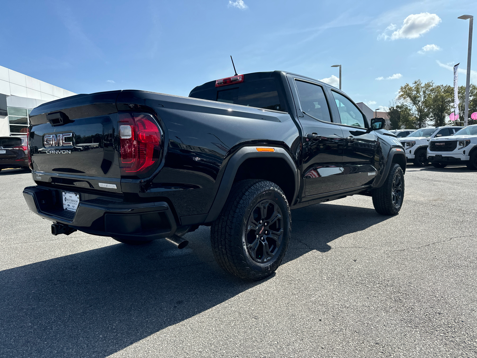 2024 GMC Canyon Elevation 5