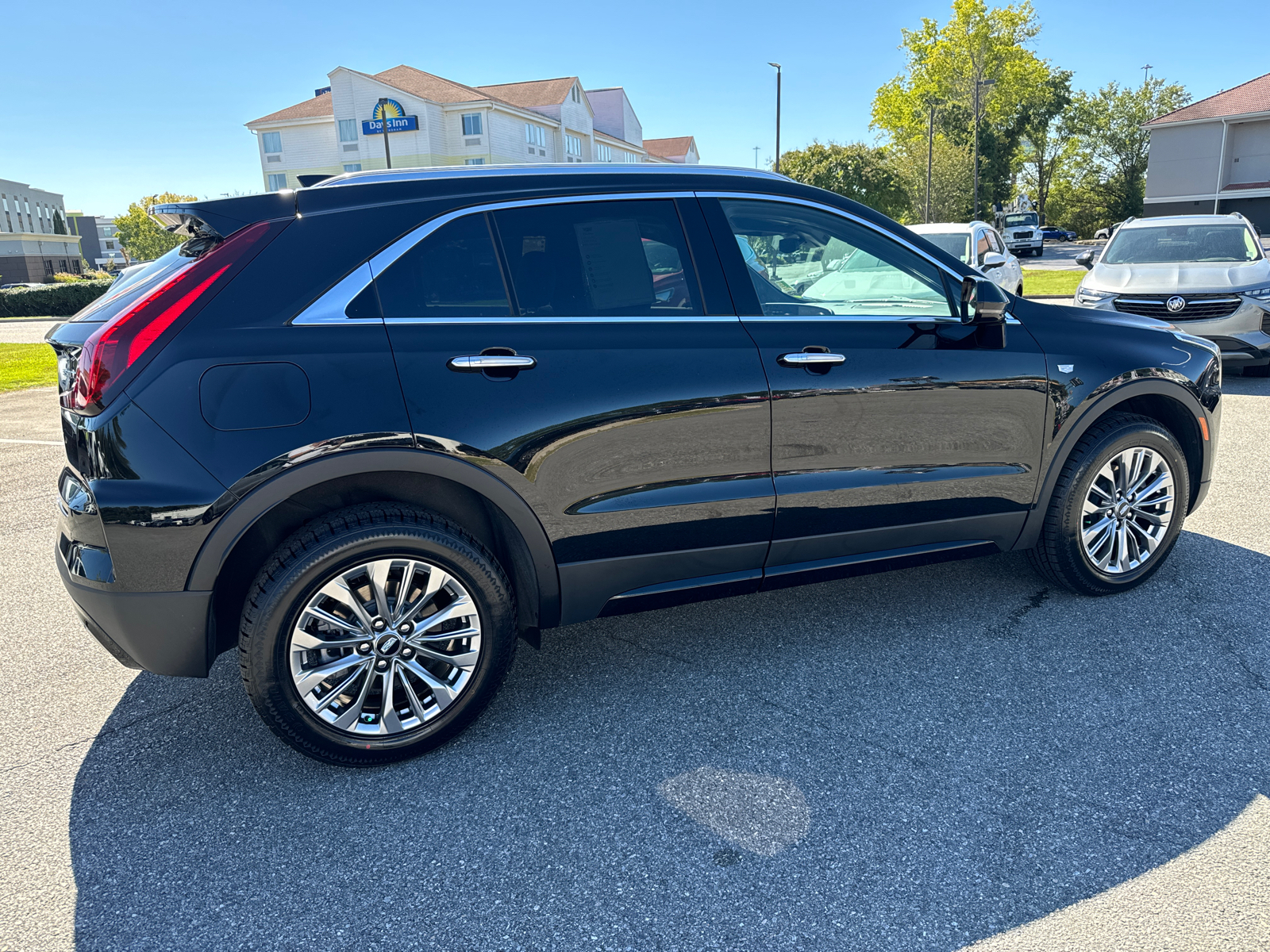 2024 Cadillac XT4 Premium Luxury 5