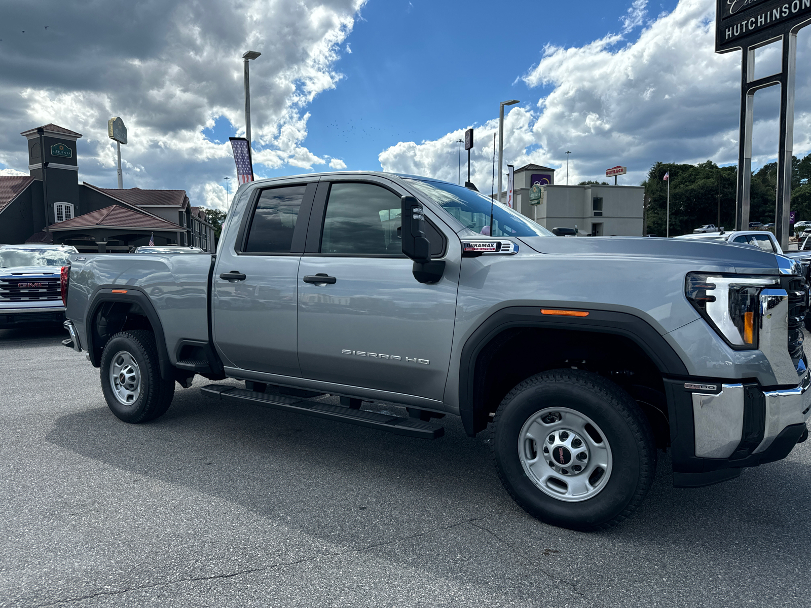 2024 GMC Sierra 2500HD Pro 3