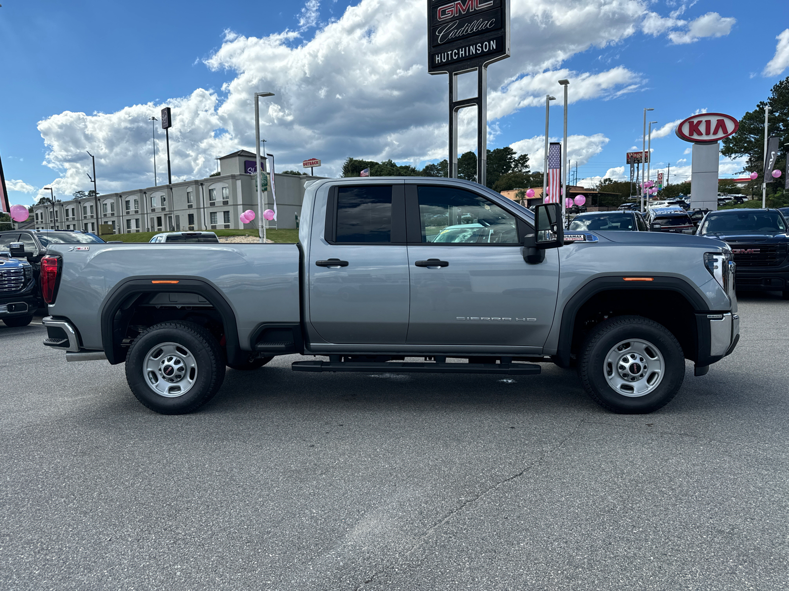 2024 GMC Sierra 2500HD Pro 4