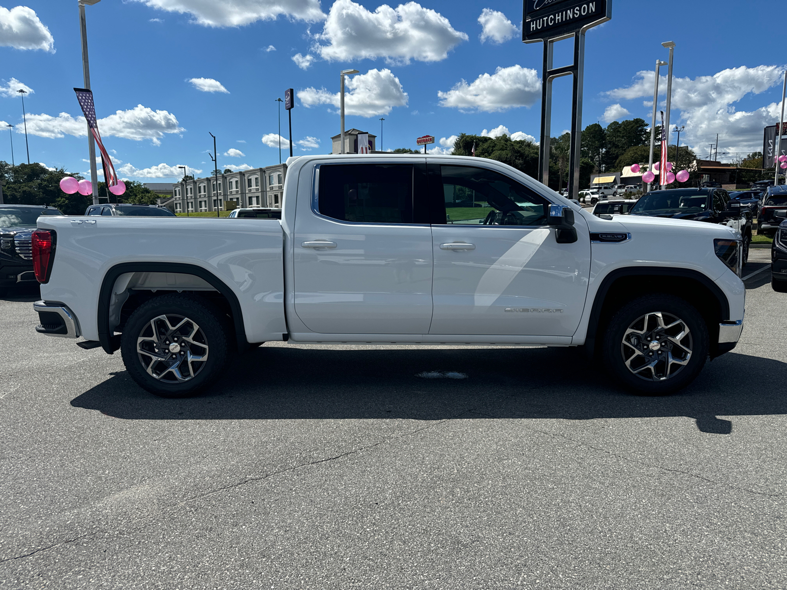 2024 GMC Sierra 1500 SLE 4