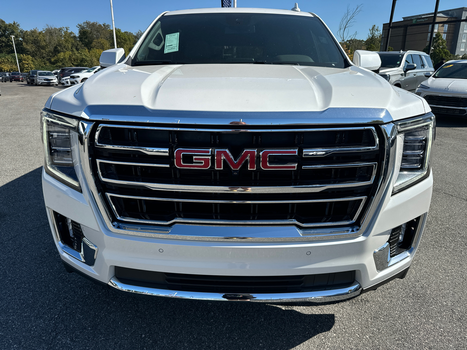 2024 GMC Yukon XL SLT 2