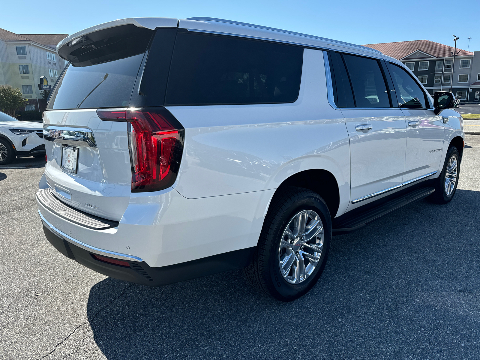 2024 GMC Yukon XL SLT 5