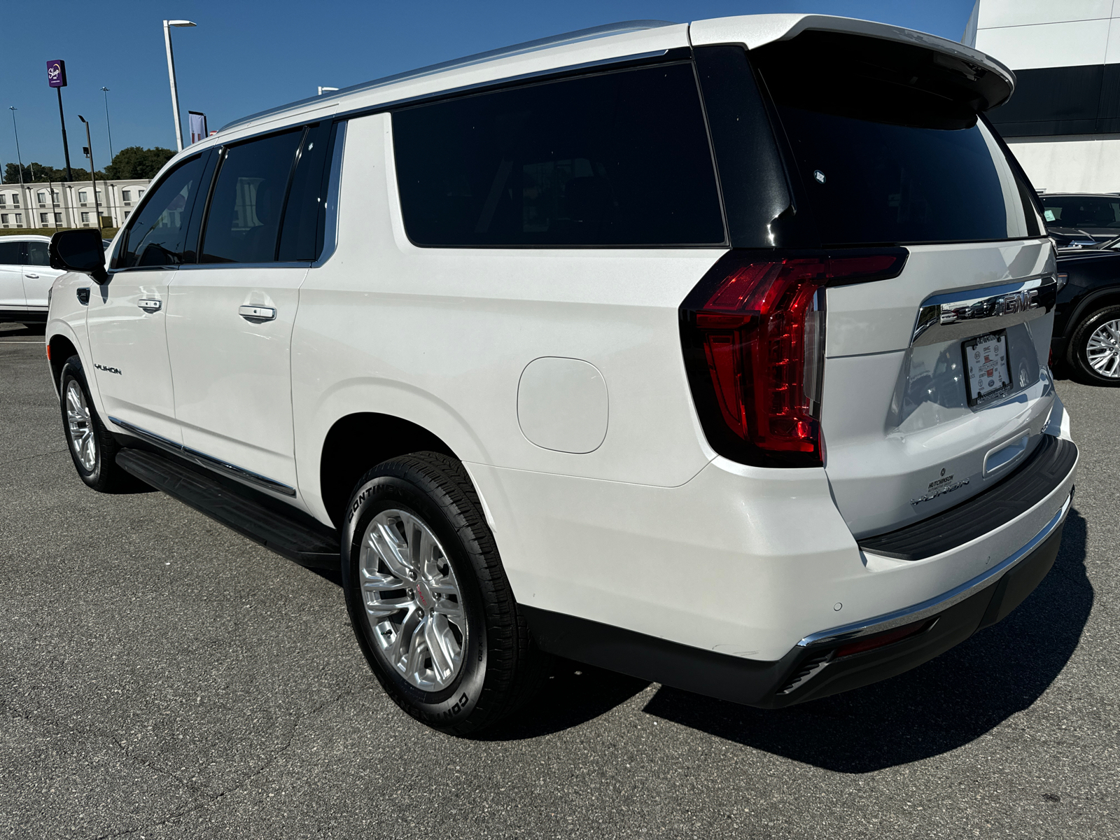 2024 GMC Yukon XL SLT 7