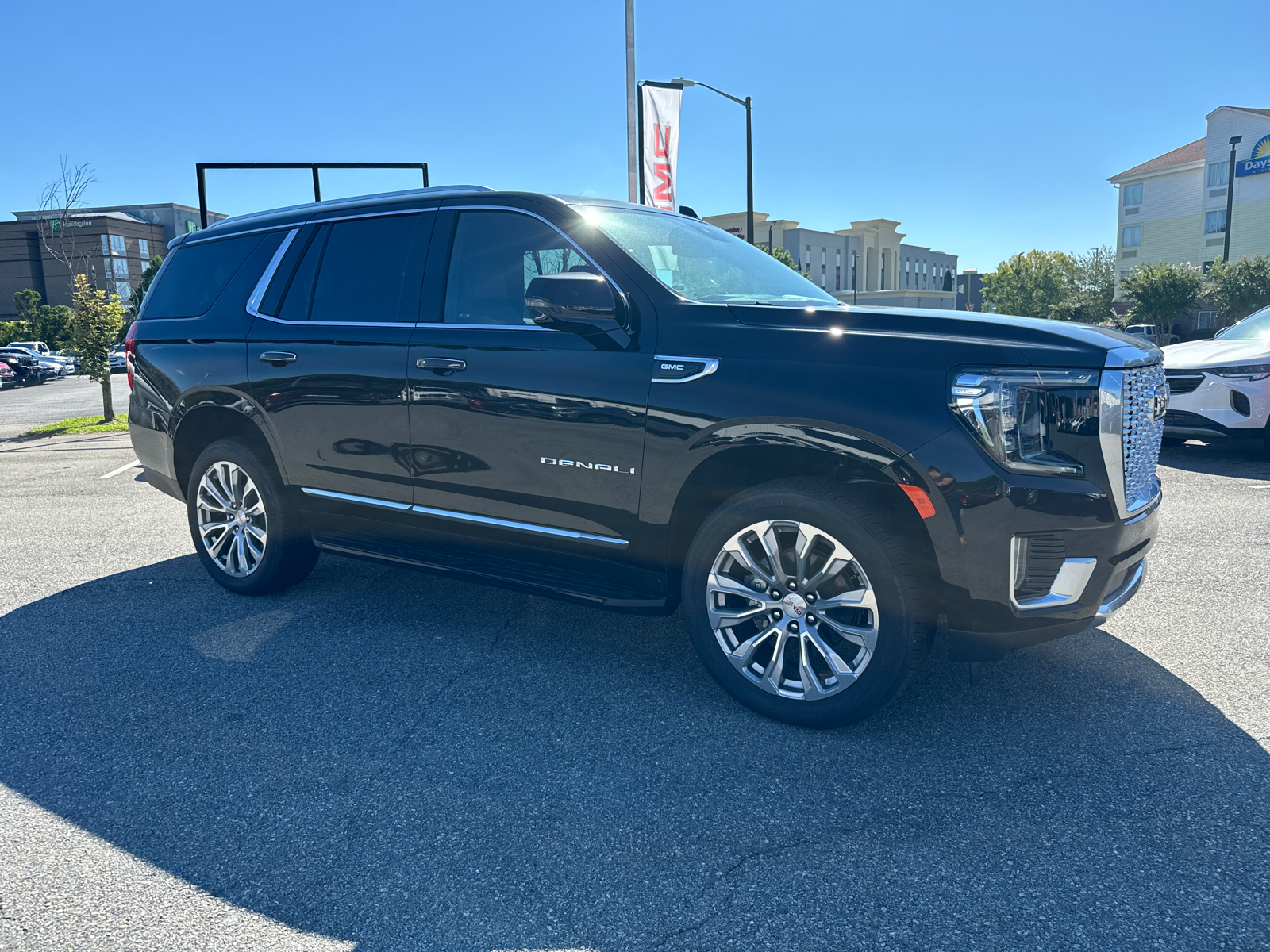 2024 GMC Yukon Denali 3