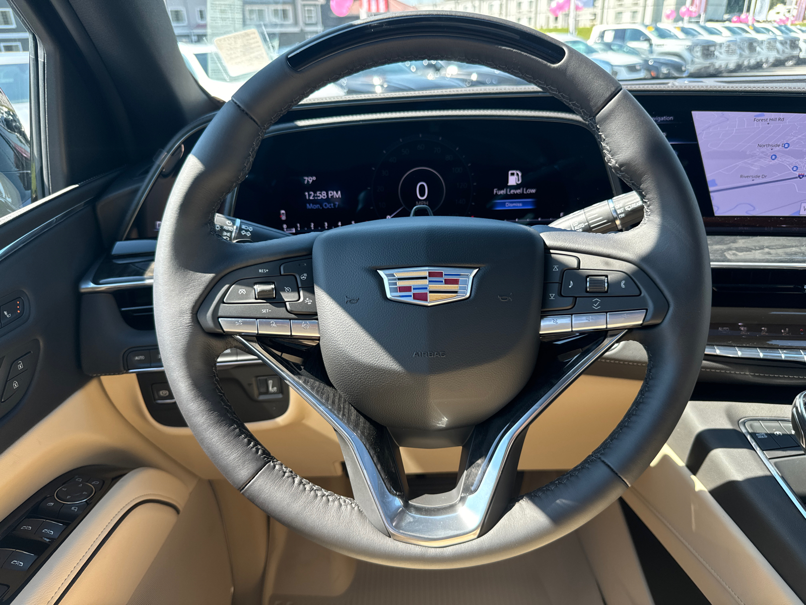 2024 Cadillac Escalade ESV Premium 25