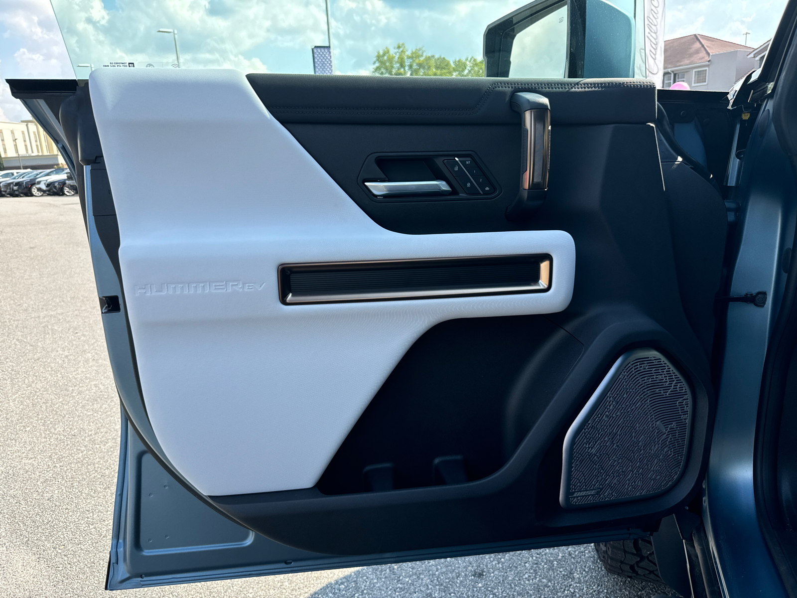 2024 GMC Hummer EV SUV 3X 10