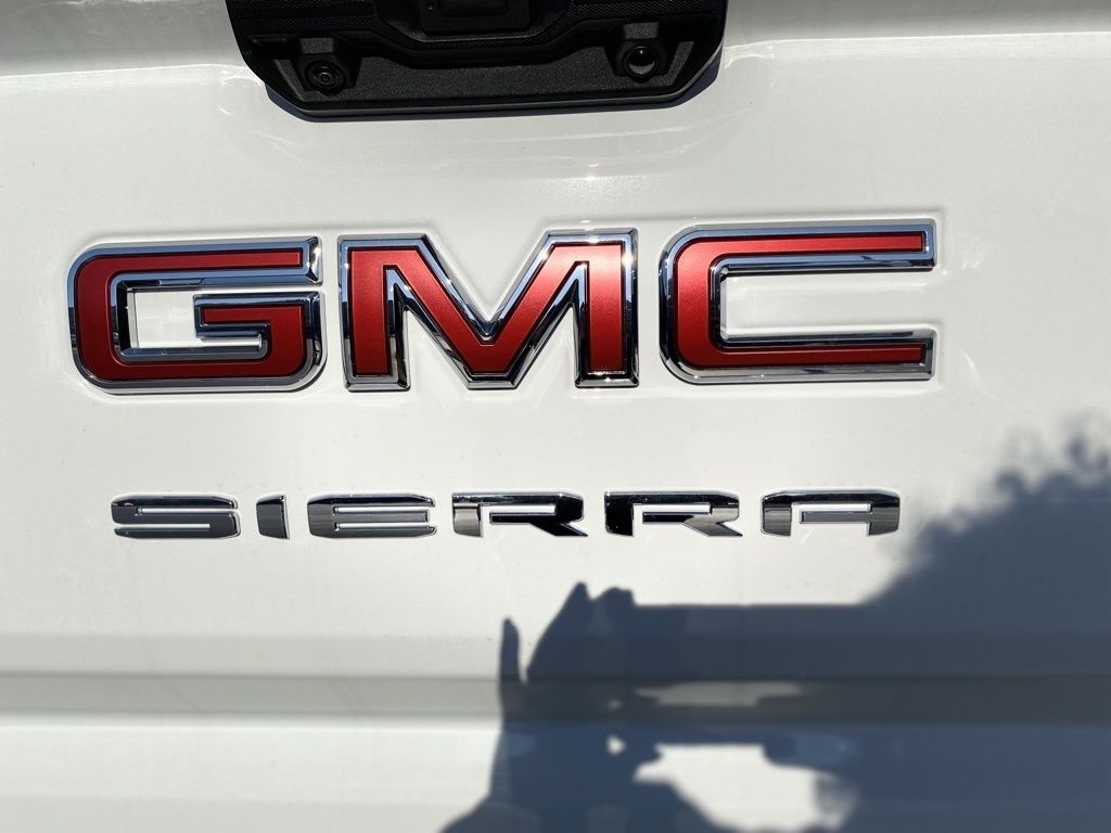 2024 GMC Sierra 1500 Elevation 4