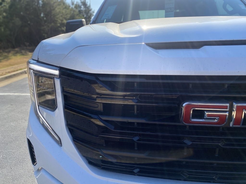 2024 GMC Sierra 1500 Elevation 11