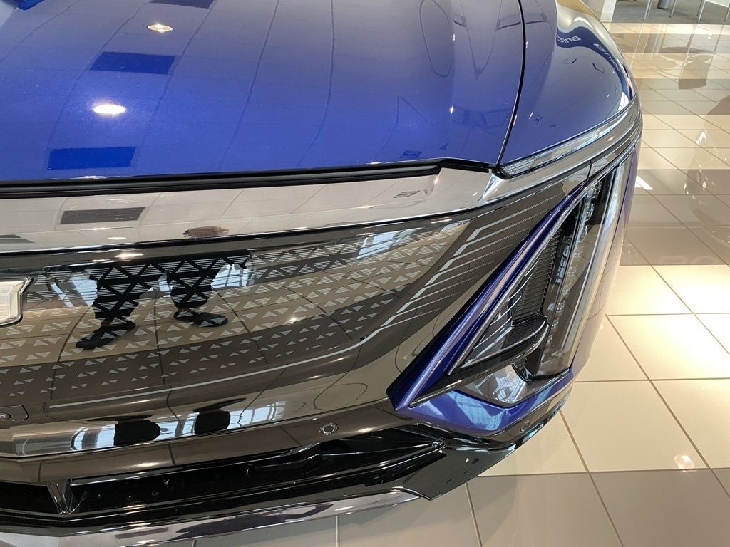 2024 Cadillac LYRIQ Sport 45