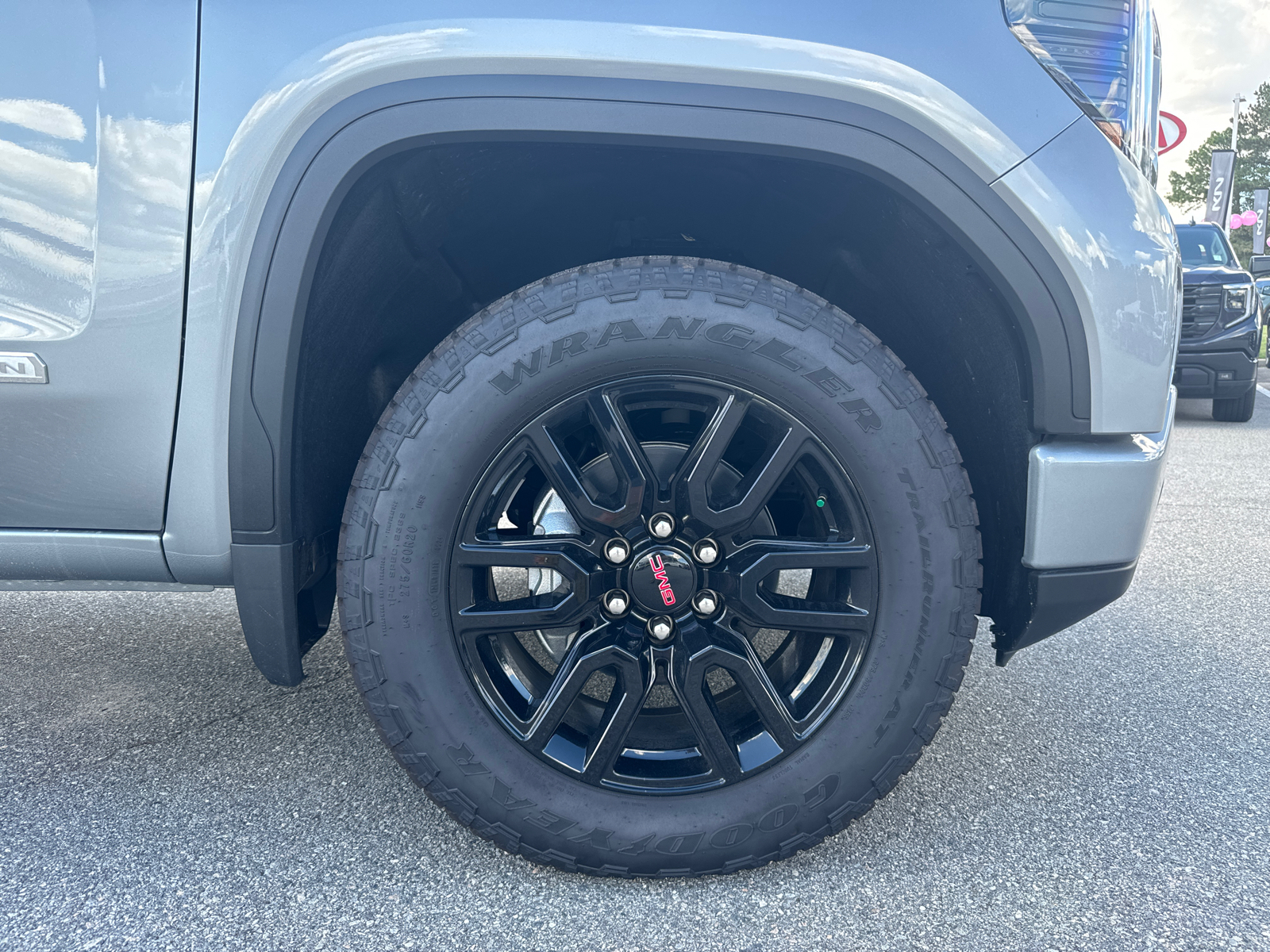 2024 GMC Sierra 1500 Elevation 12