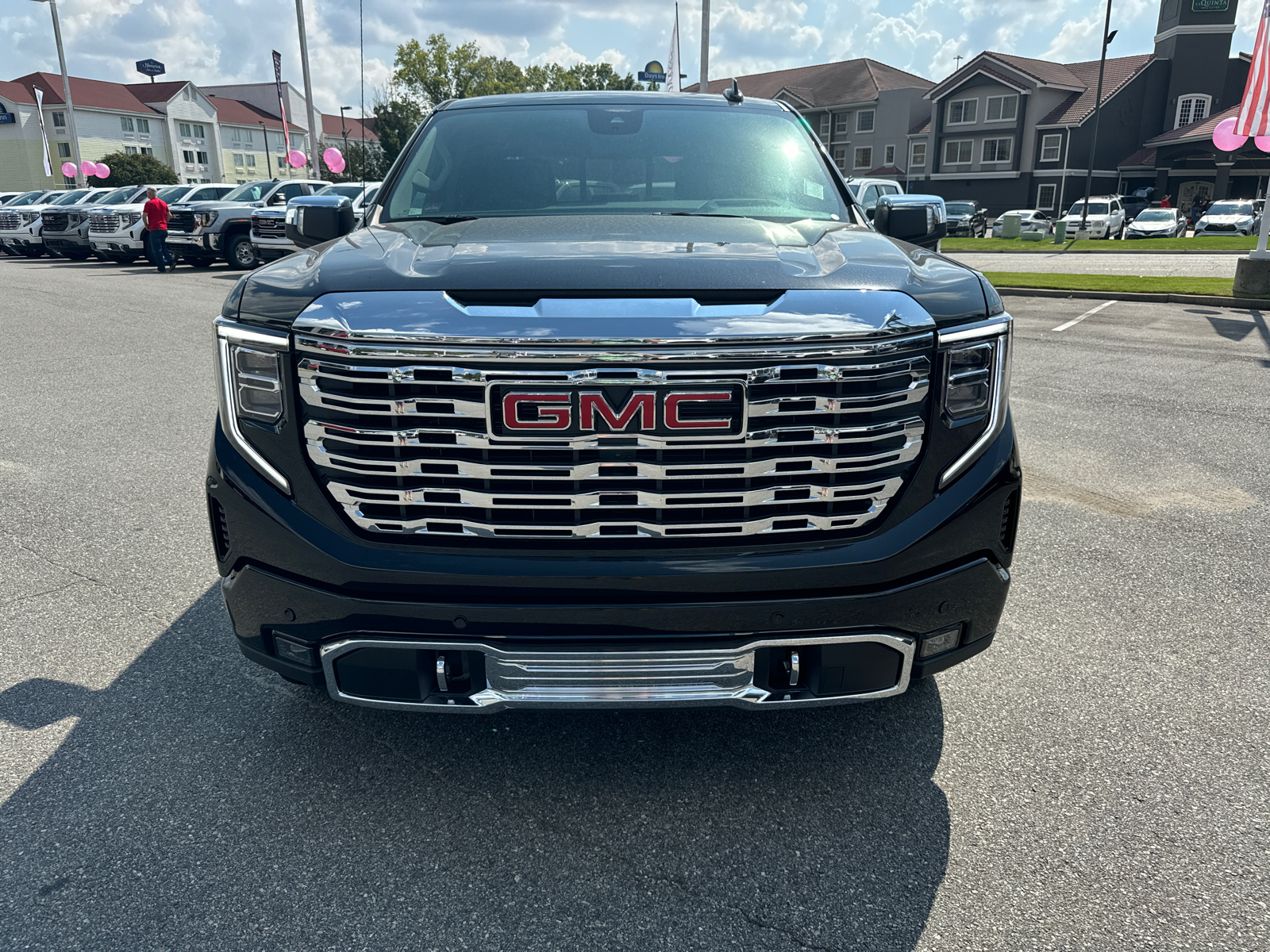 2024 GMC Sierra 1500 Denali 2