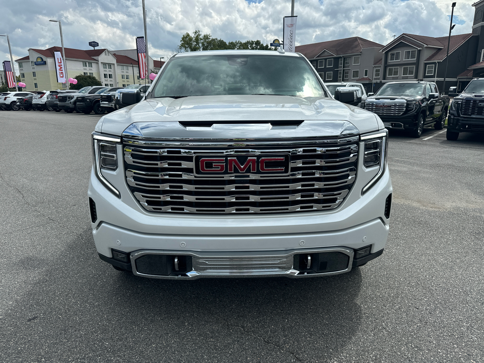 2024 GMC Sierra 1500 Denali 2