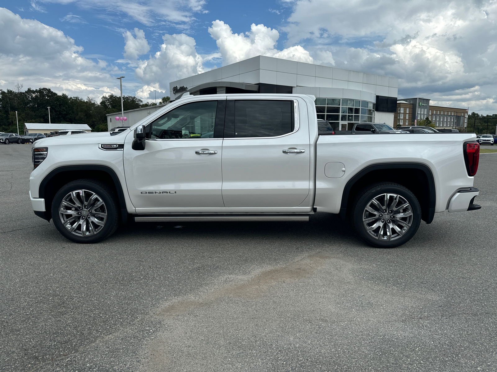 2024 GMC Sierra 1500 Denali 8