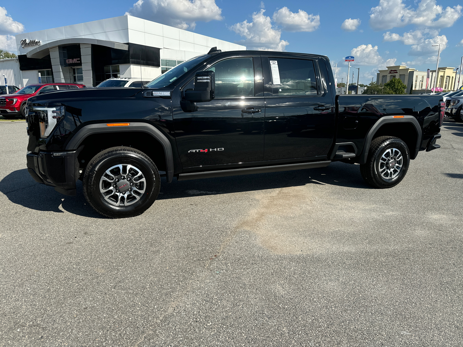 2025 GMC Sierra 2500HD AT4 1