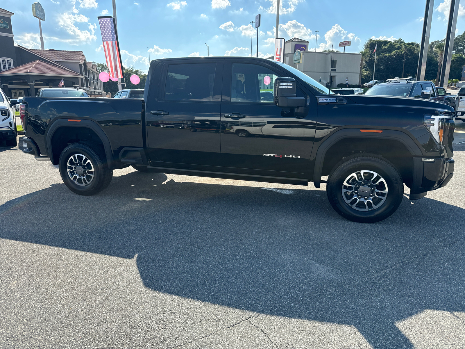 2025 GMC Sierra 2500HD AT4 3