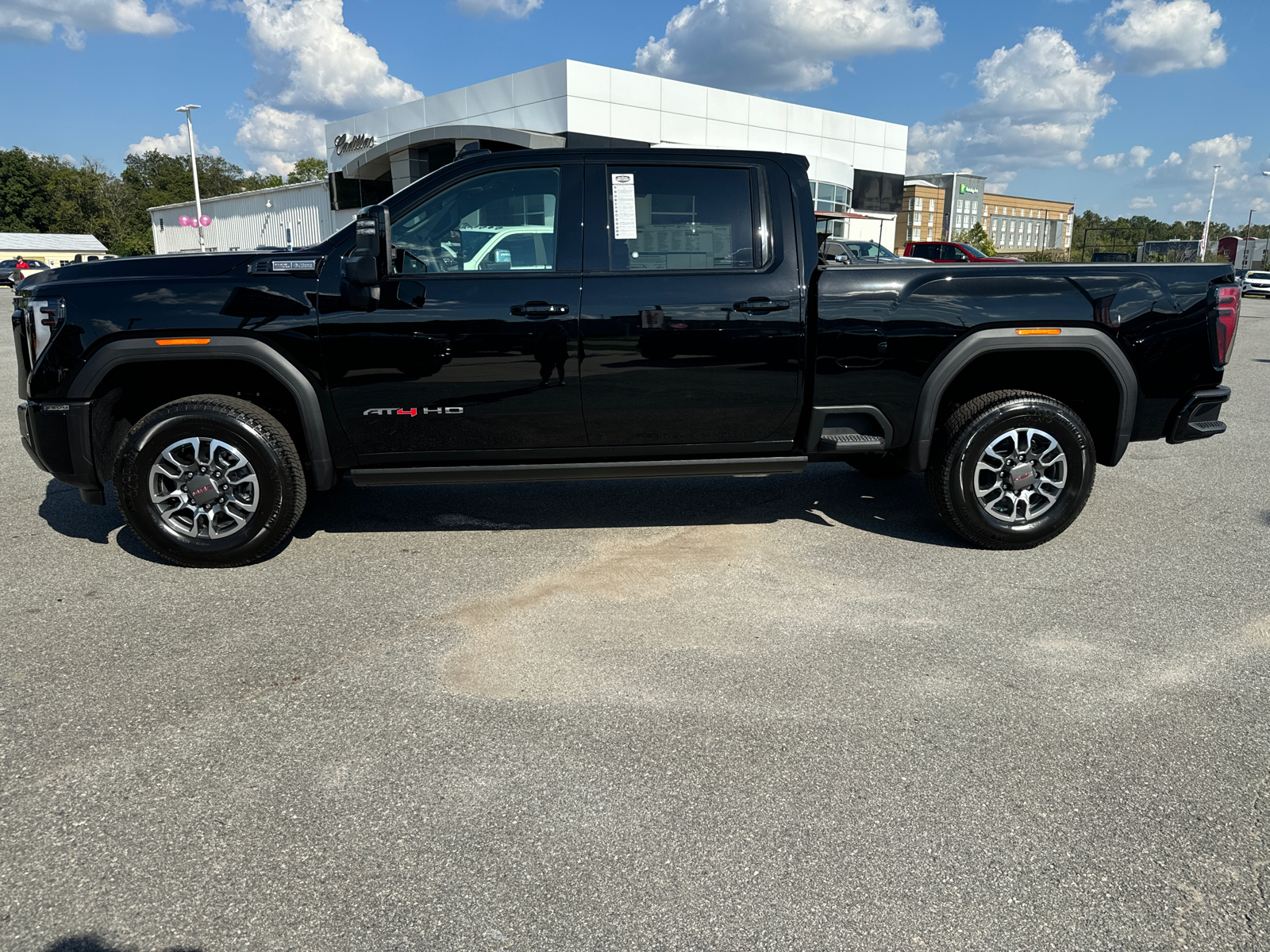 2025 GMC Sierra 2500HD AT4 8