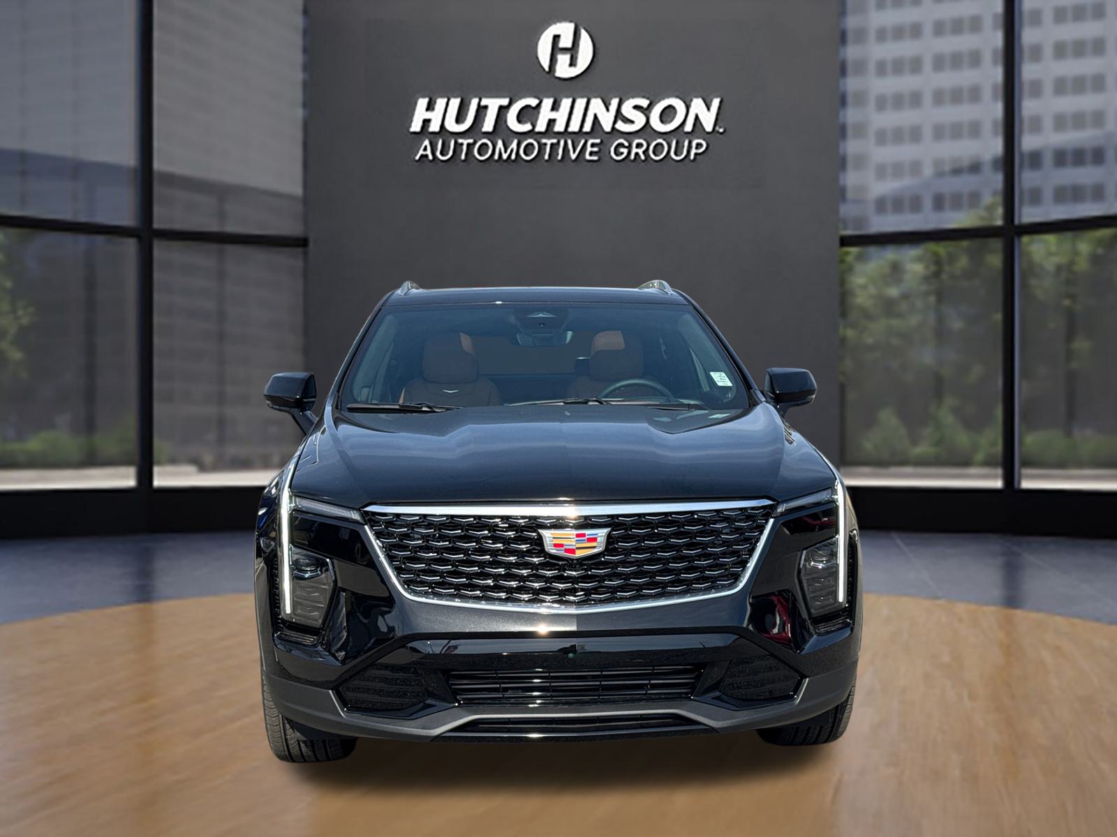 2025 Cadillac XT4 Premium Luxury 8