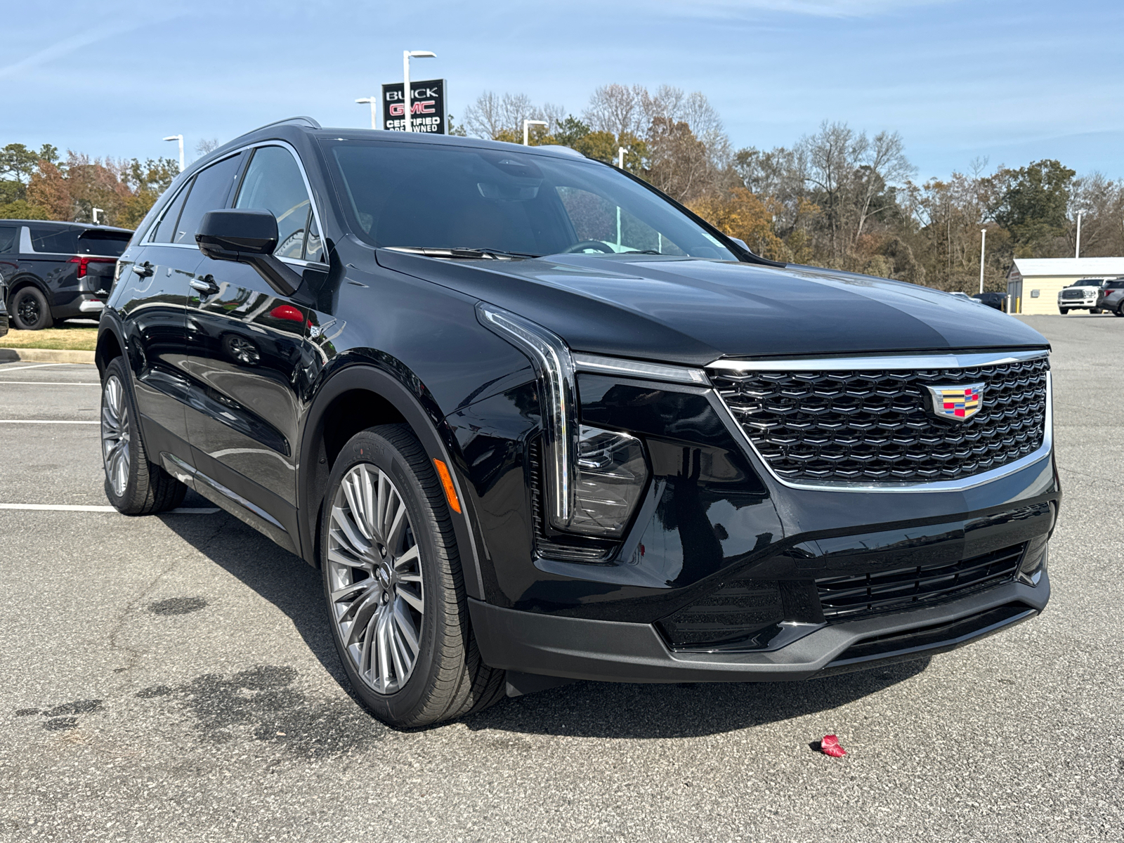 2025 Cadillac XT4 Premium Luxury 43