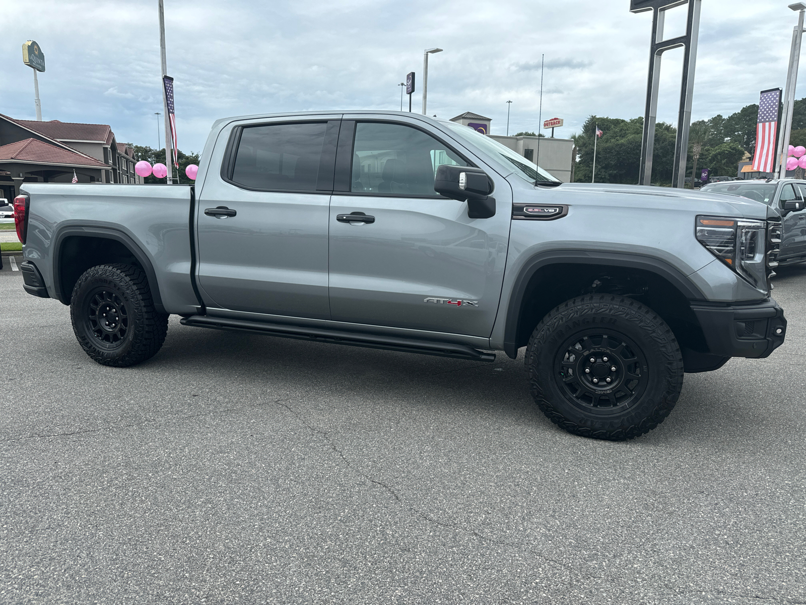 2025 GMC Sierra 1500 AT4X 3