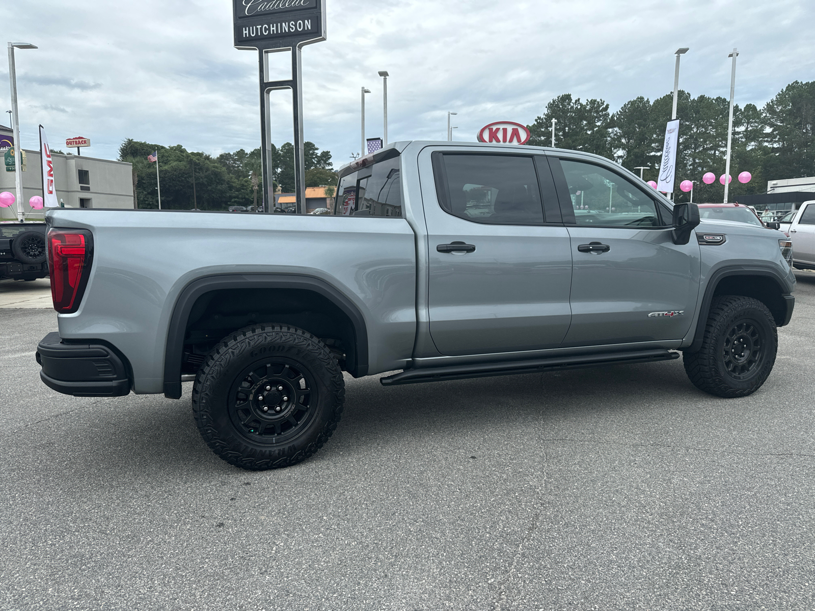 2025 GMC Sierra 1500 AT4X 5