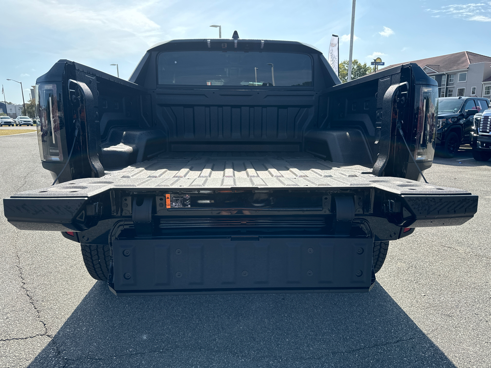 2025 GMC Hummer EV Pickup 3X 18