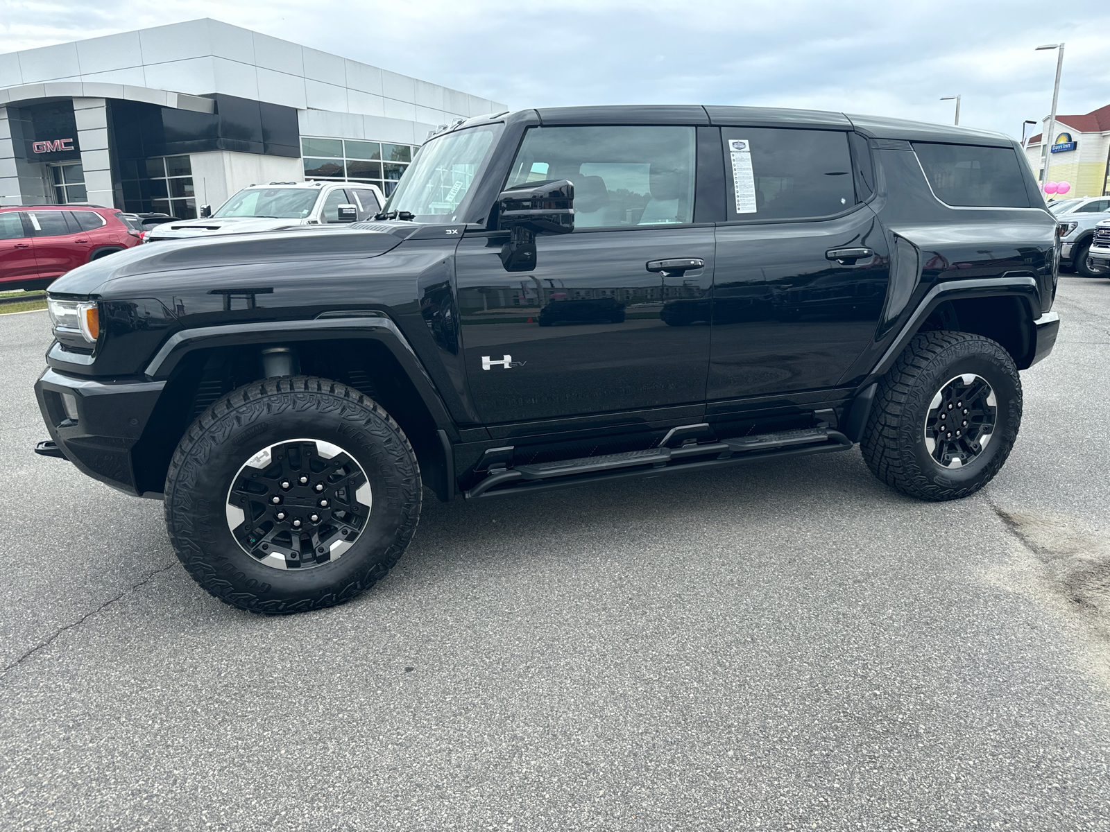 2025 GMC Hummer EV SUV 3X 1