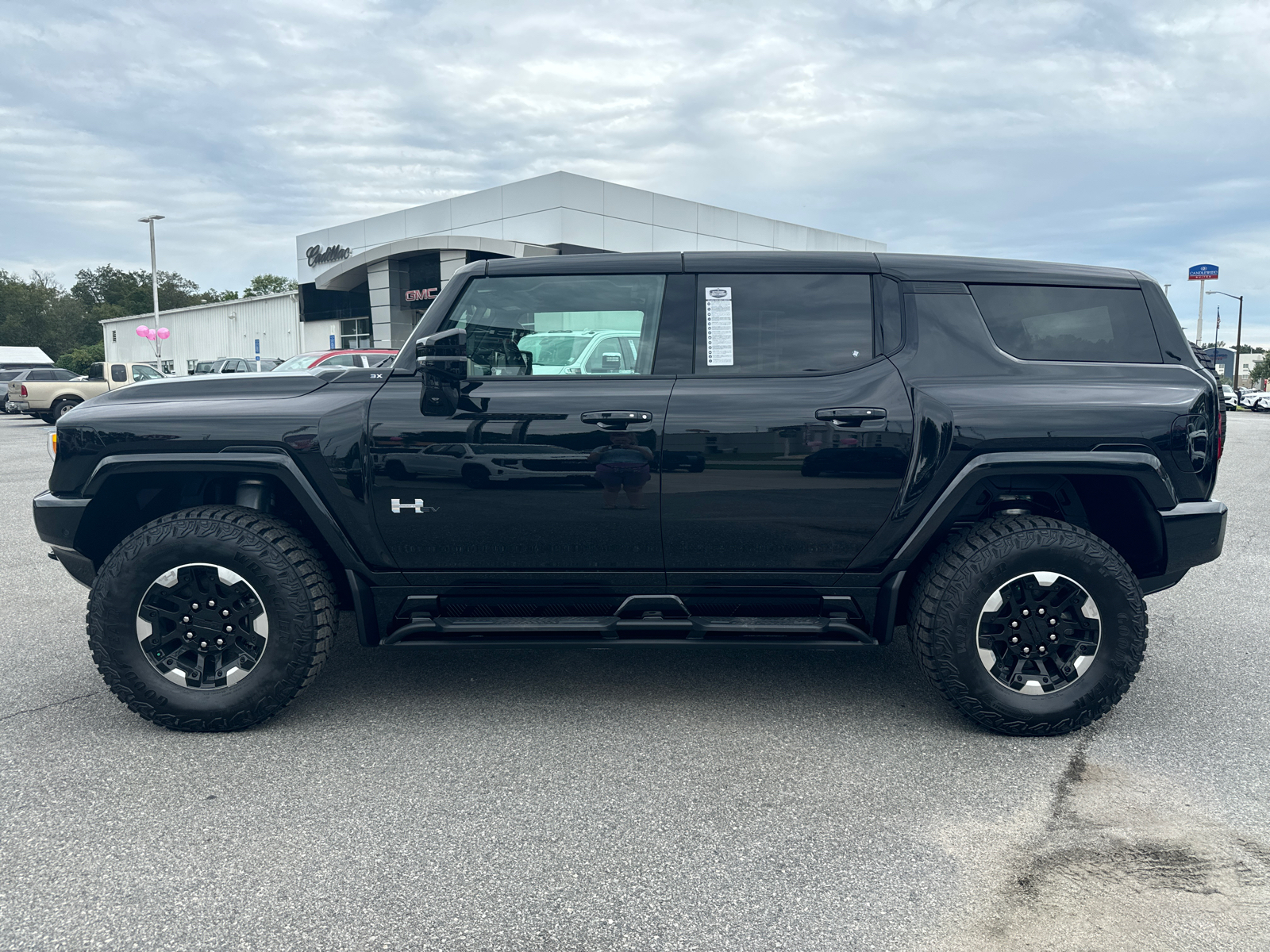 2025 GMC Hummer EV SUV 3X 8