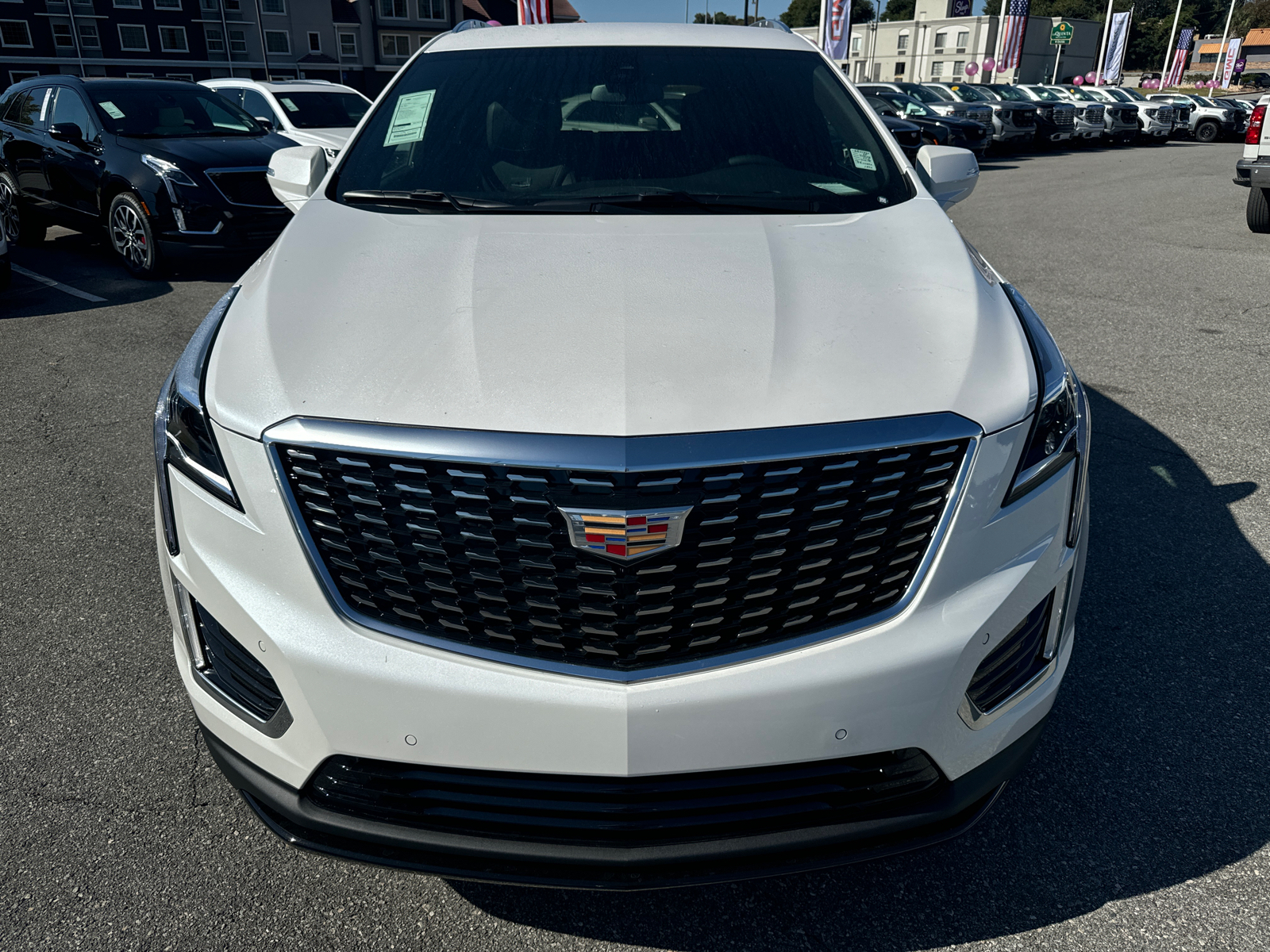 2025 Cadillac XT5 Luxury 2