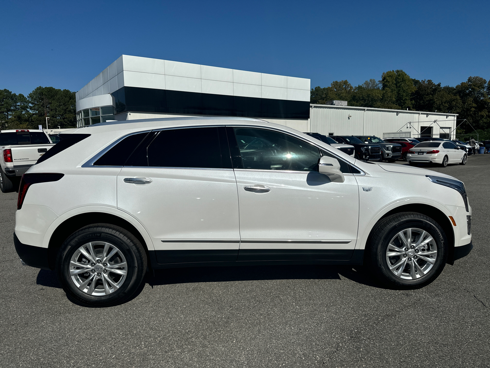 2025 Cadillac XT5 Luxury 4