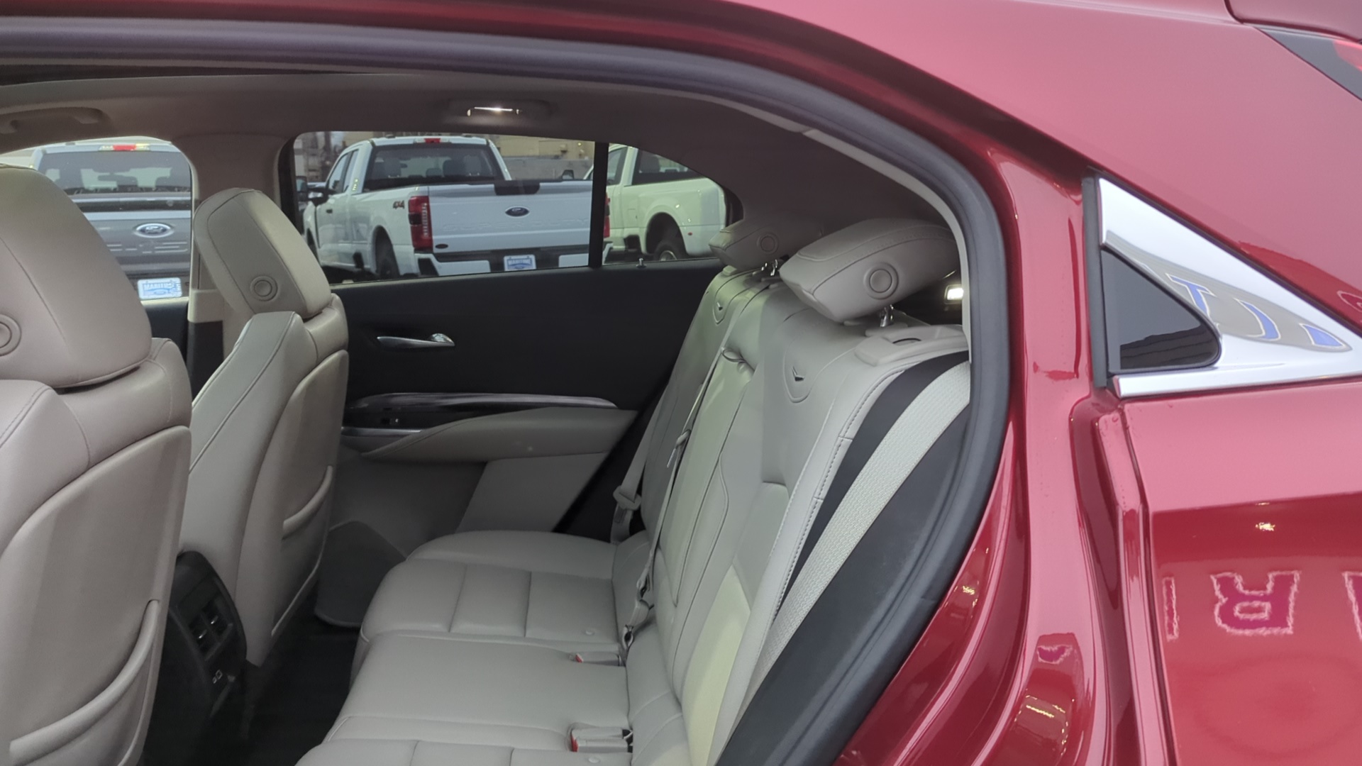 2019 Cadillac XT4 AWD Luxury 33