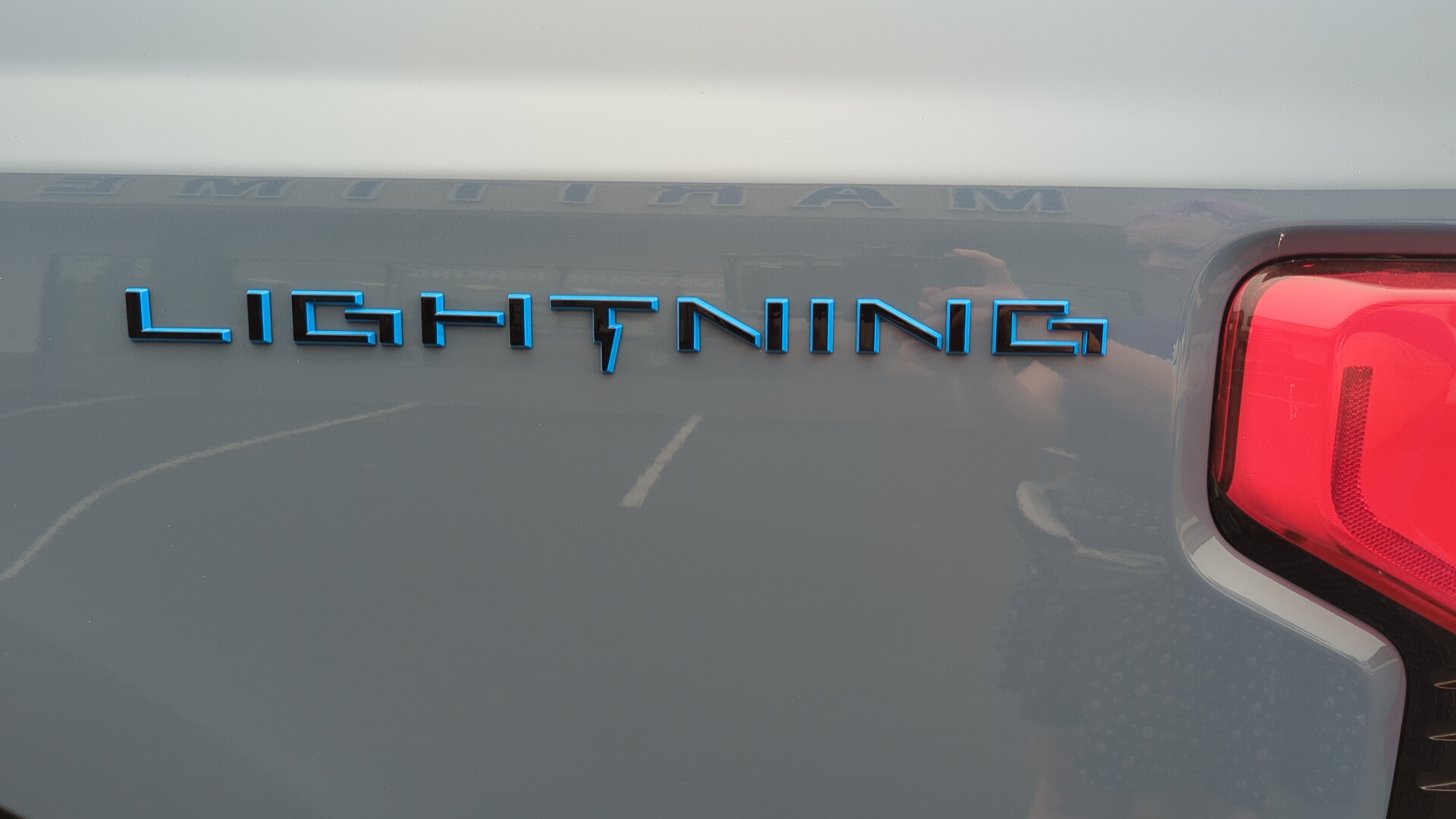 2023 Ford F-150 Lightning Platinum 37