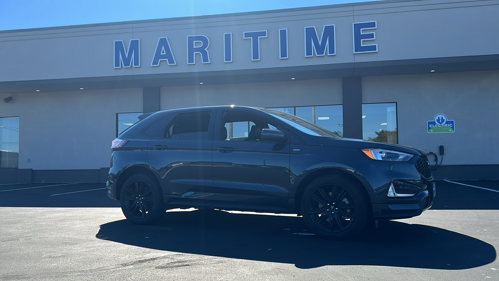 2024 Ford Edge ST-Line 1