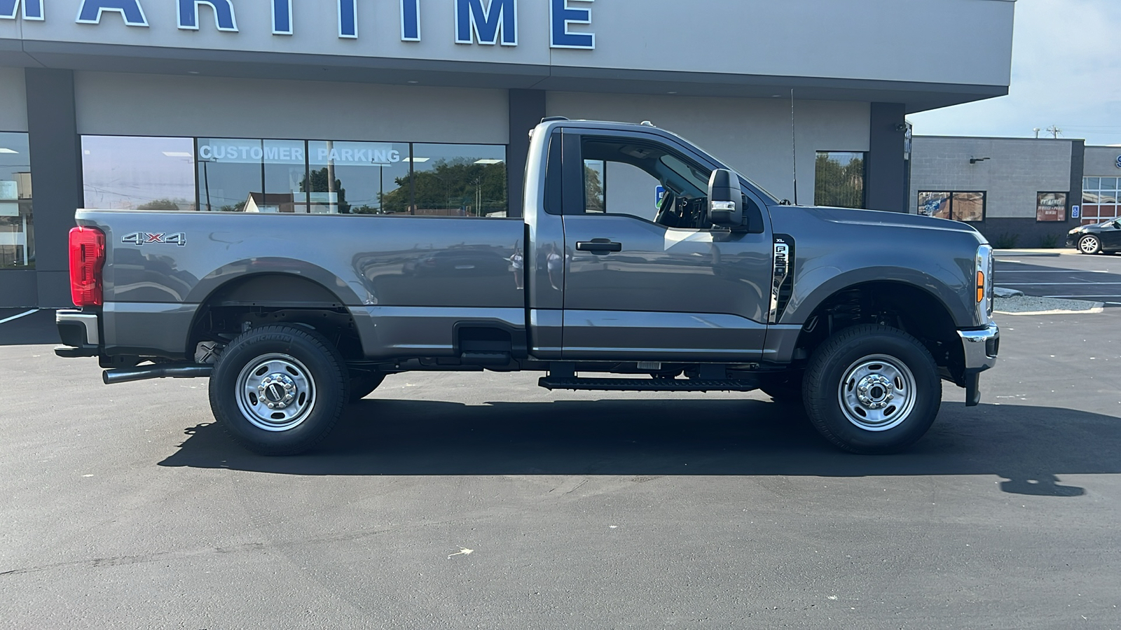 2024 Ford Super Duty F-250 SRW XL 2