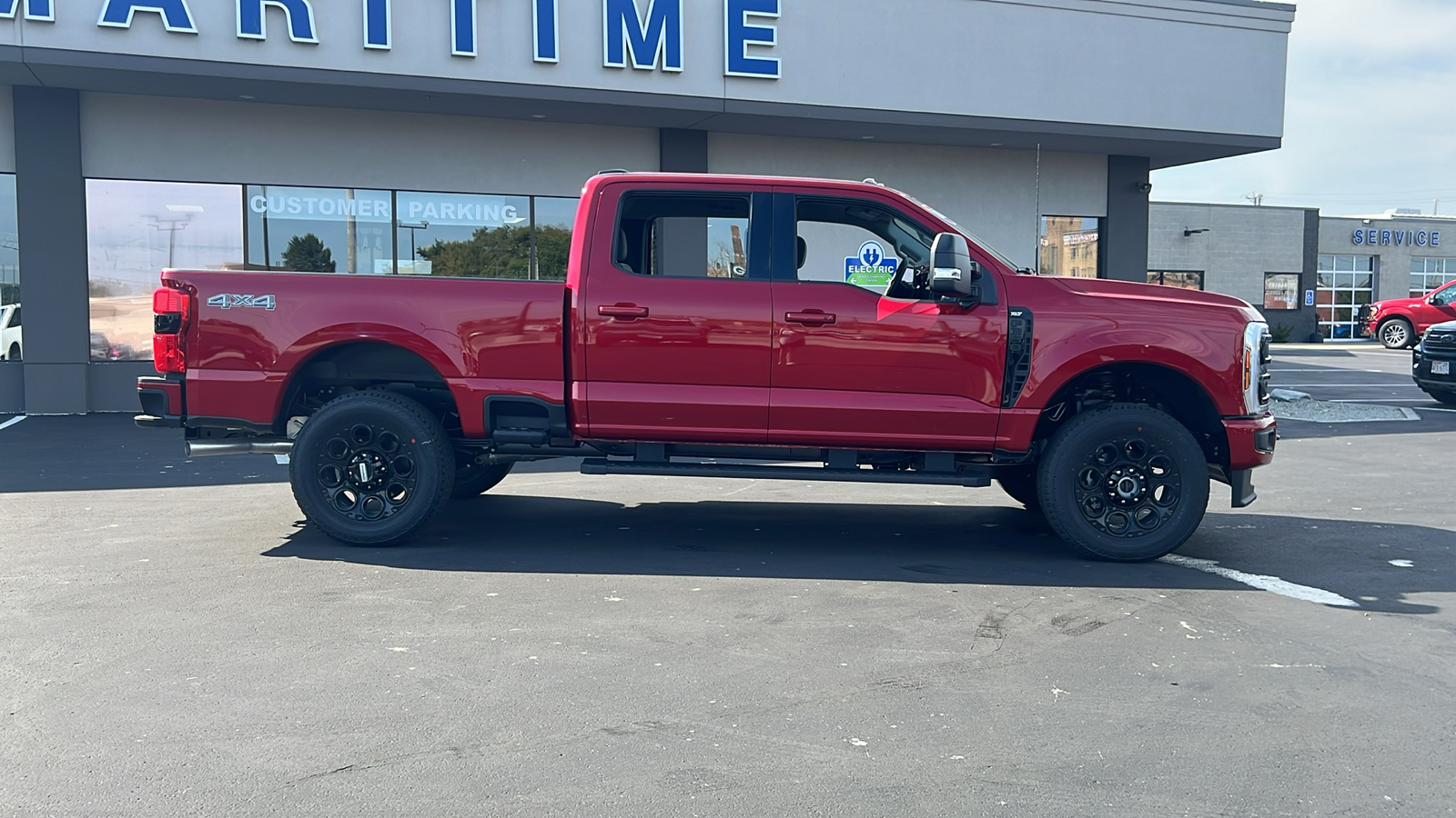 2024 Ford Super Duty F-350 SRW XLT 4