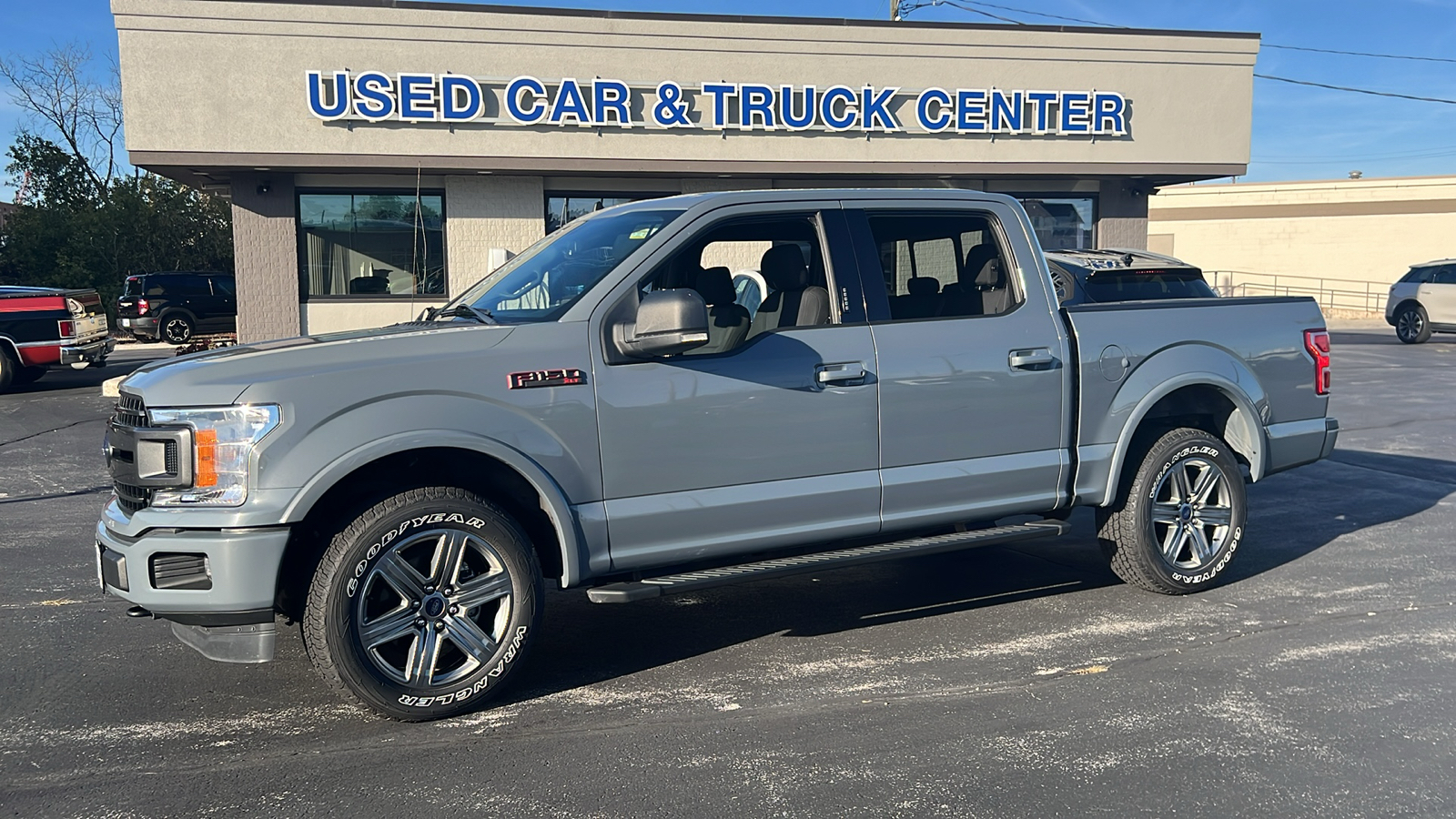 2019 Ford F-150 XLT 1