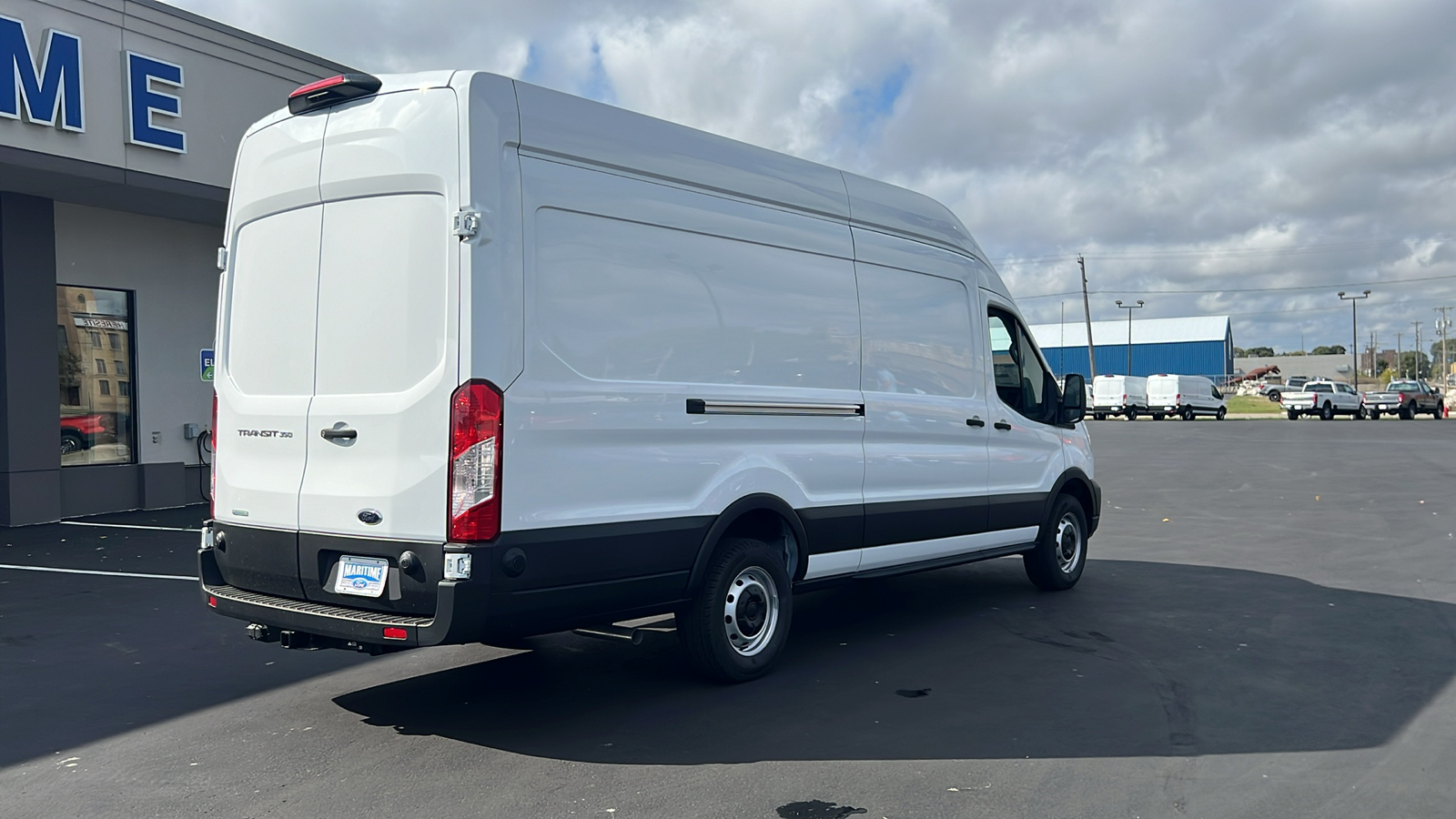 2024 Ford Transit Cargo Van XL 5