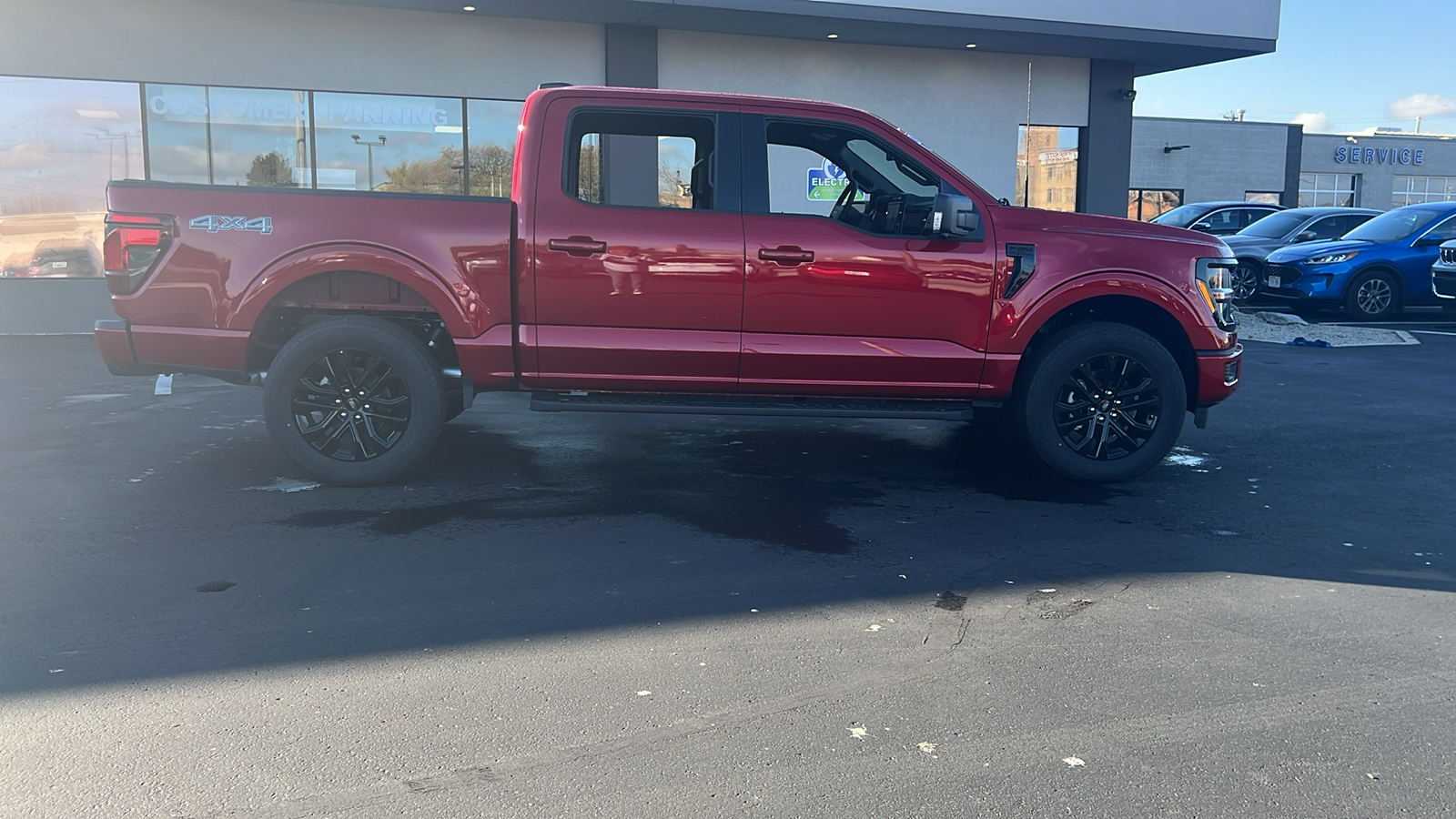 2024 Ford F-150 XLT 4