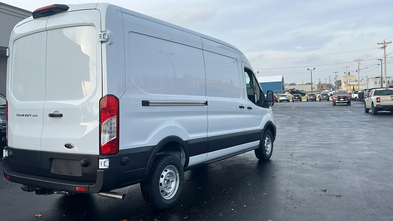 2024 Ford Transit Cargo Van  5