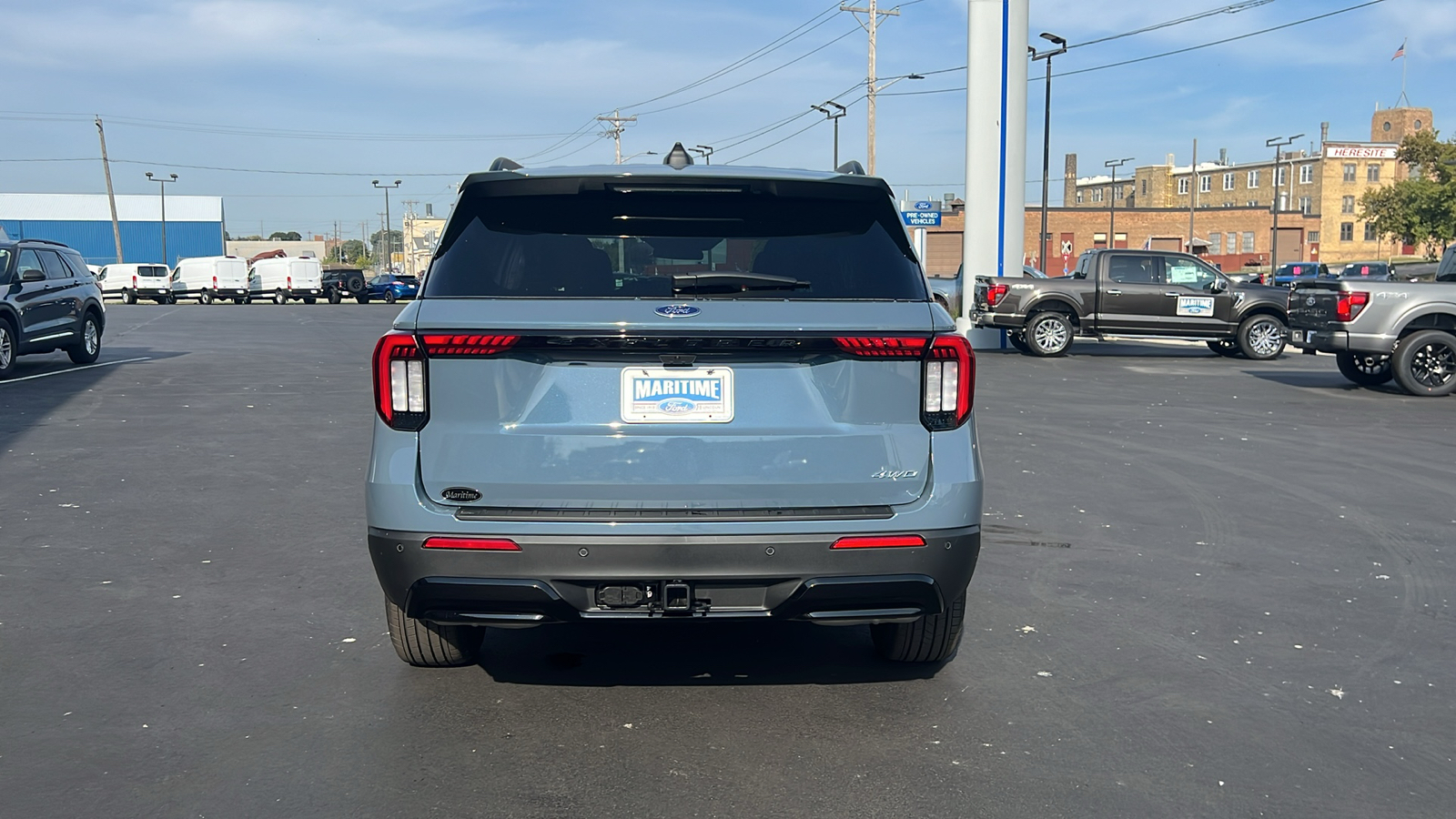 2025 Ford Explorer ST-Line 6