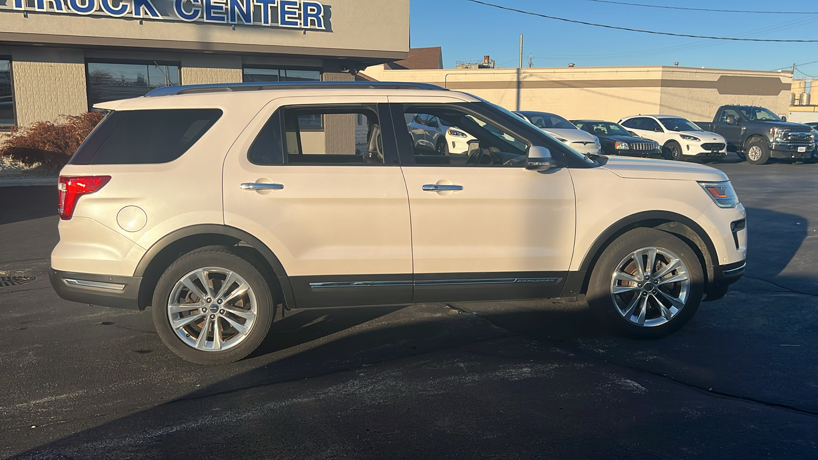 2018 Ford Explorer Limited 4