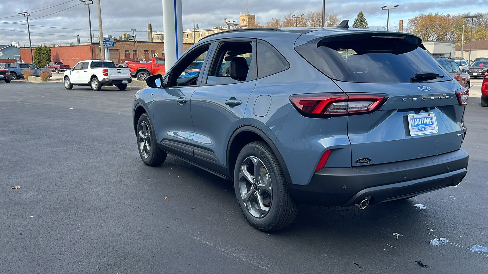 2025 Ford Escape ST-Line 7