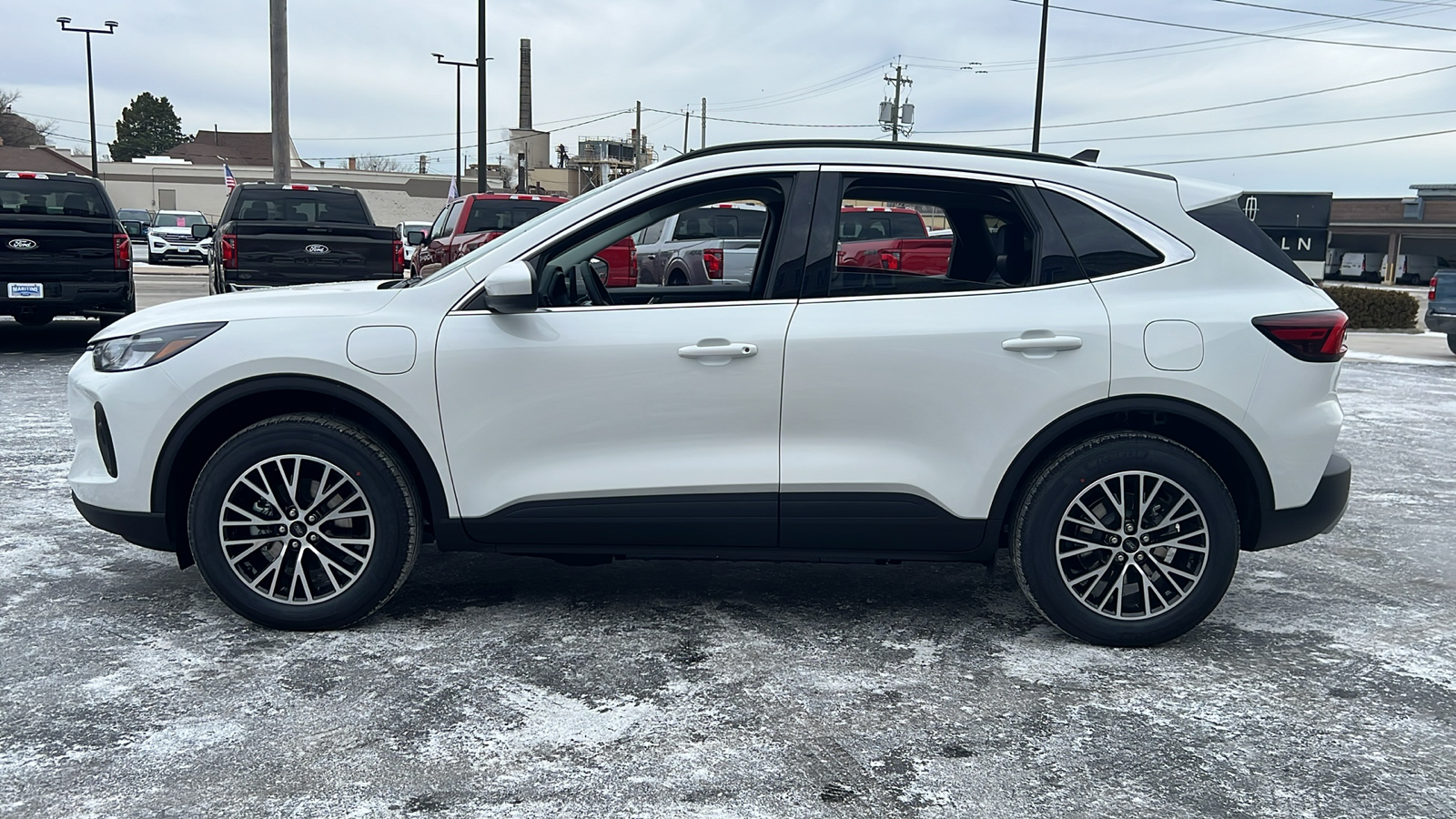 2025 Ford Escape PHEV 8