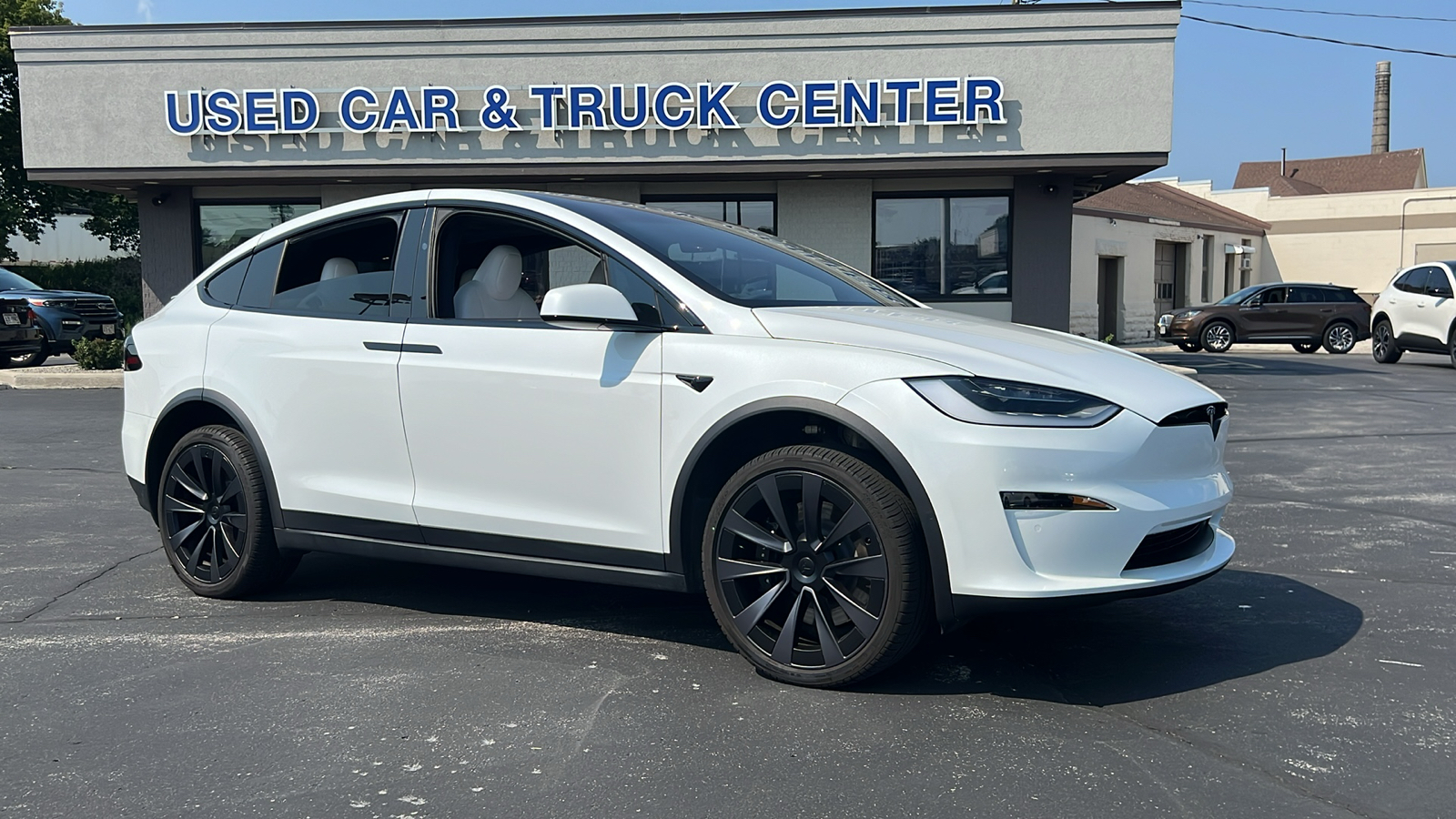 2022 Tesla Model X Plaid 1