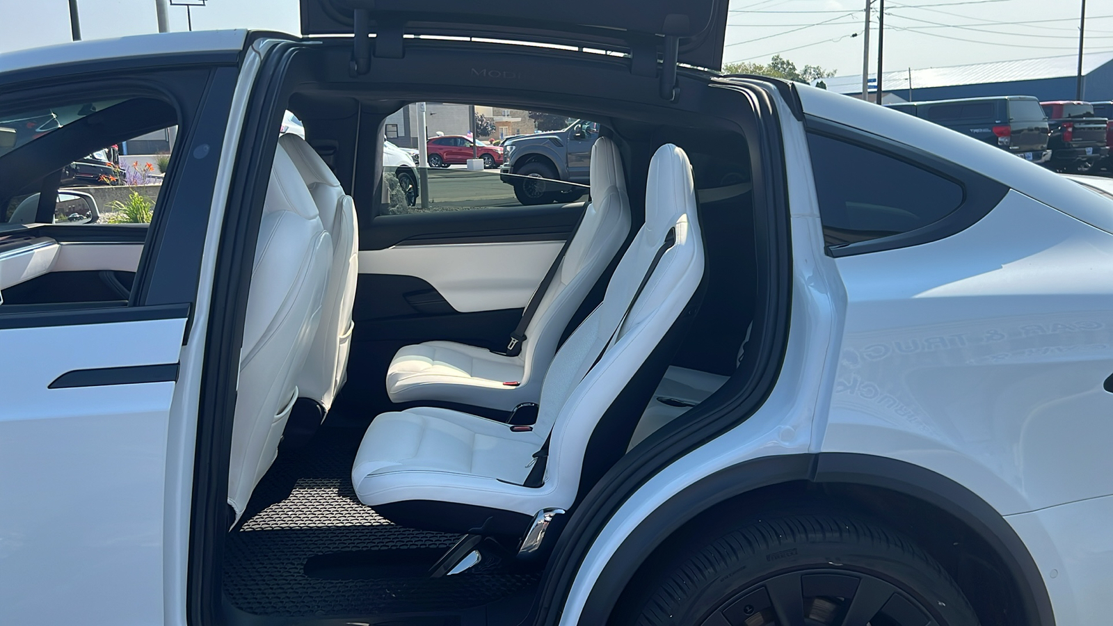 2022 Tesla Model X Plaid 18