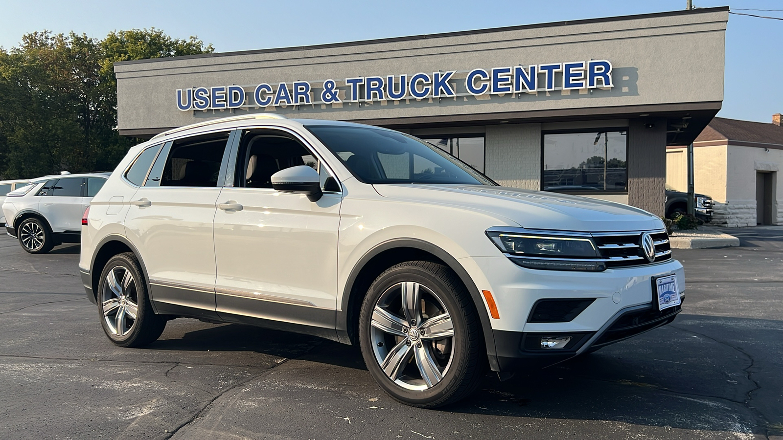 2018 Volkswagen Tiguan SEL Premium 1